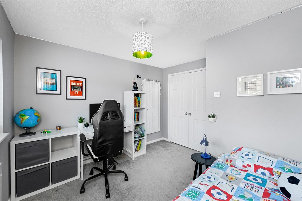 Additional image 16 of 5 bed detached house to rentMelton Gardens NG12