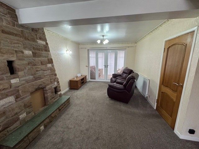 Property photo 3 of 26