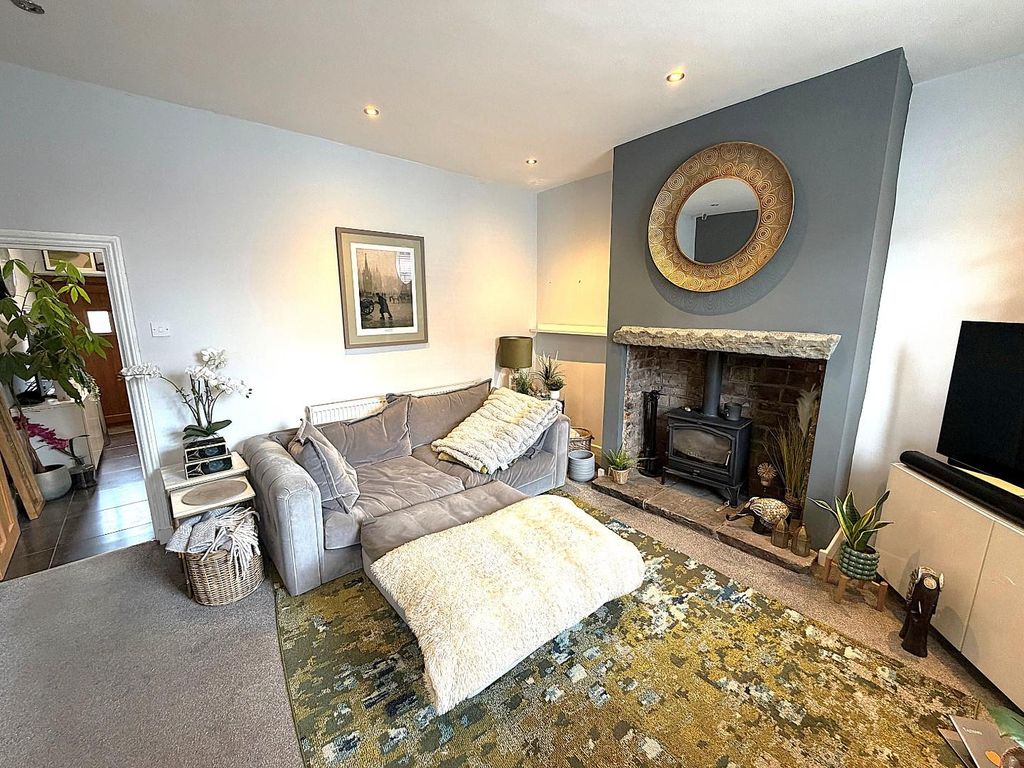 Property photo 3 of 10 1.Jpg