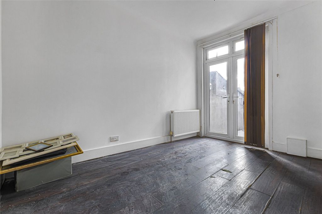 Property photo 3 of 13 Picture No. 06