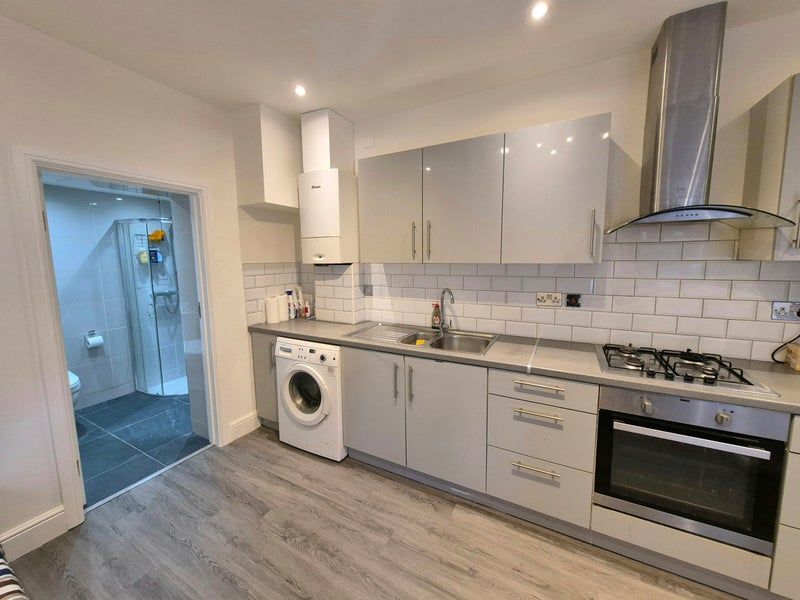 Property photo 1 of 1 Studio To Rent Vivian Avenue, London Nw4