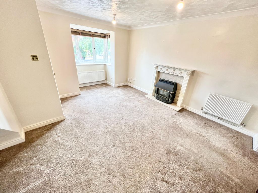 Property photo 2 of 18 Image