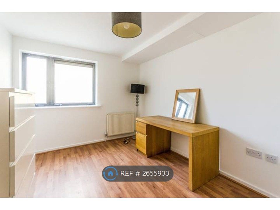 Property photo 3 of 9 Second Bedroom