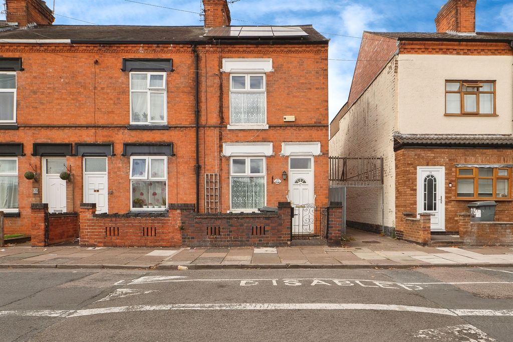Property photo 1 of 17