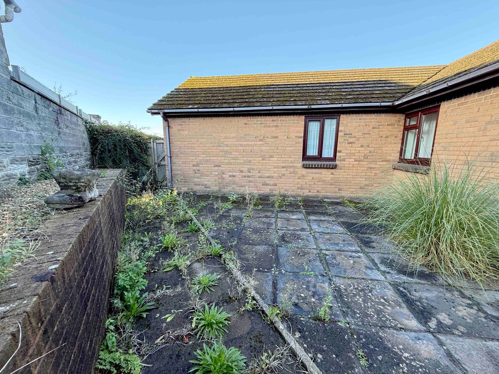 Property photo 3 of 14 Rear