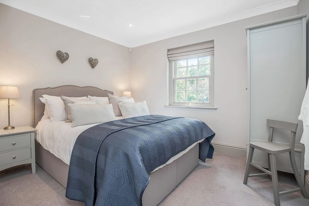 Additional image 16 of 2 bed flat for saleThe Promenade, Arnside LA5