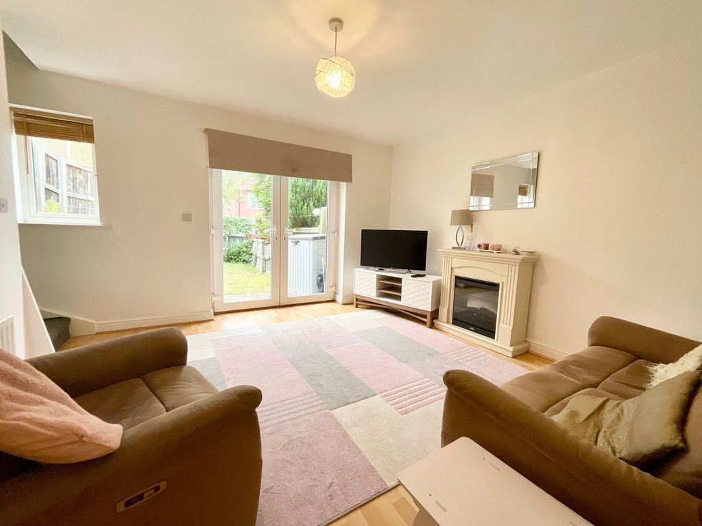 Property photo 3 of 14