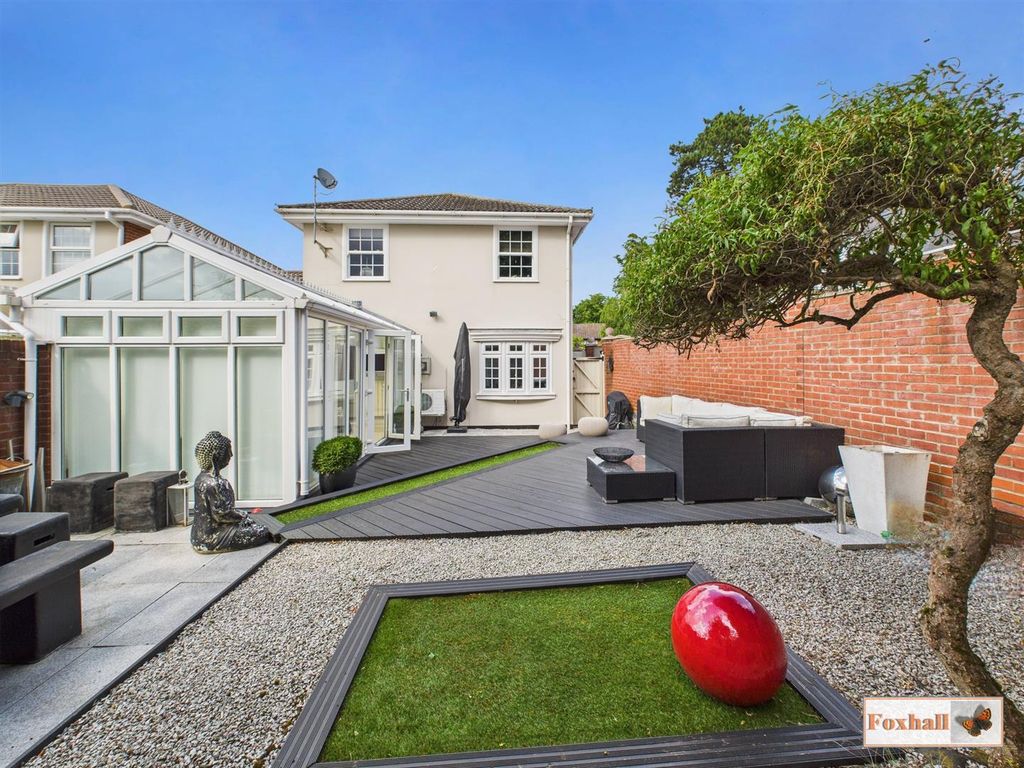 Property photo 2 of 34 Rear Garden