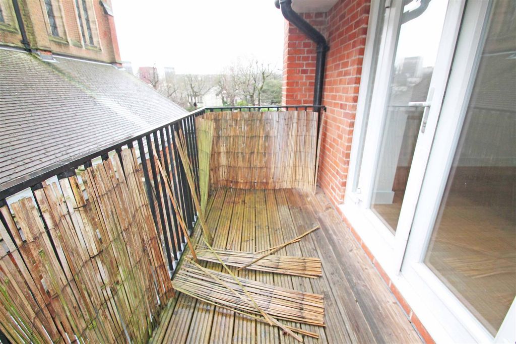 Property photo 3 of 14 Balcony