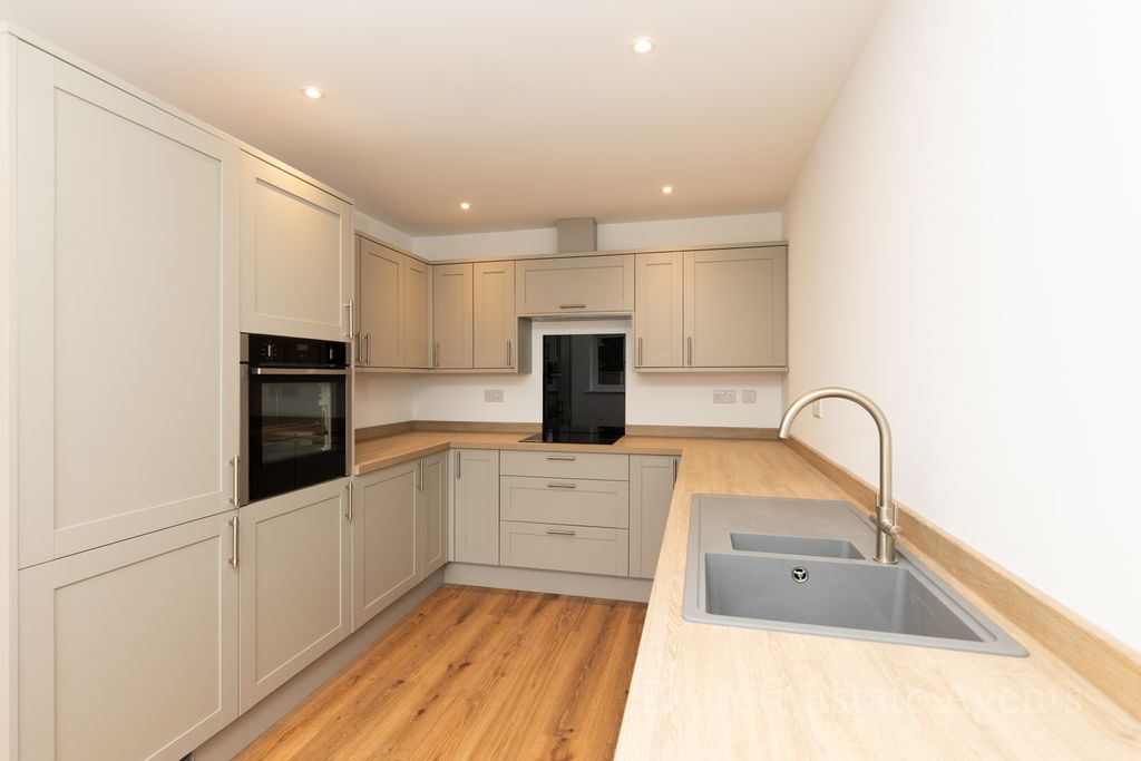 Property photo 2 of 15 Example Of Finish (Photo Taken From Plot 4)