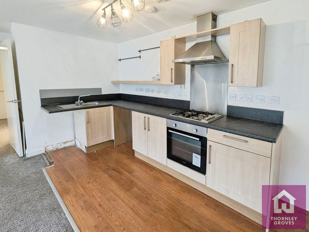 Property photo 3 of 9 Picture No. 24