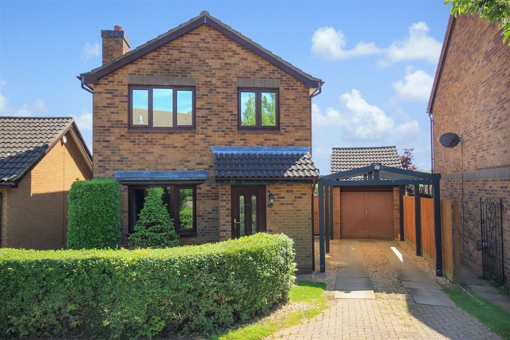 Property photo 1 of 16 Front 1.Jpg