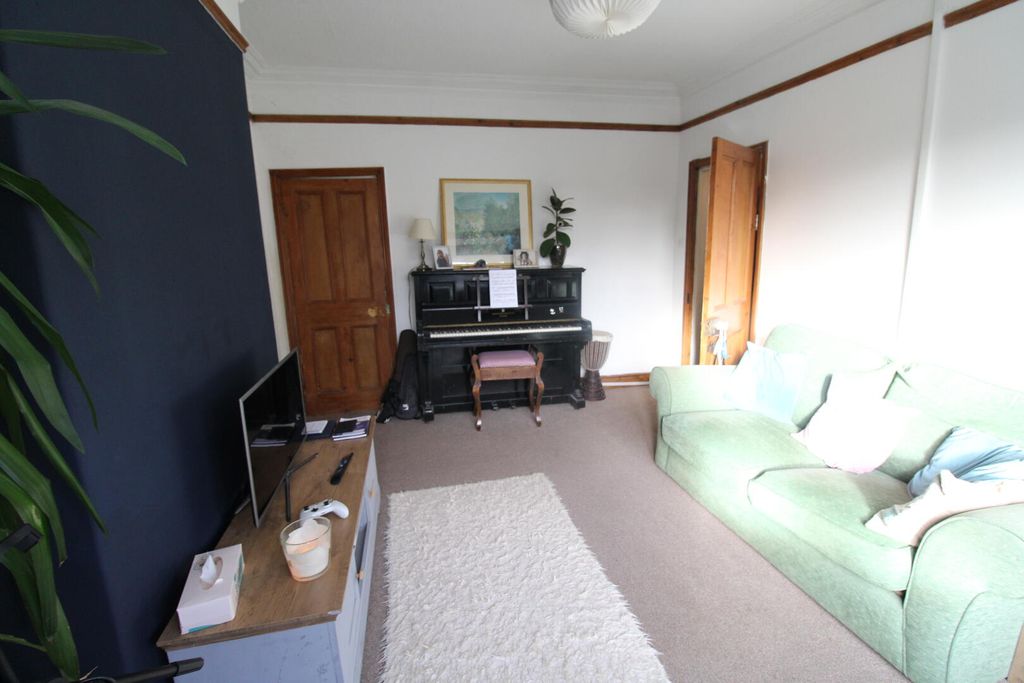 Property photo 2 of 16 Living Room