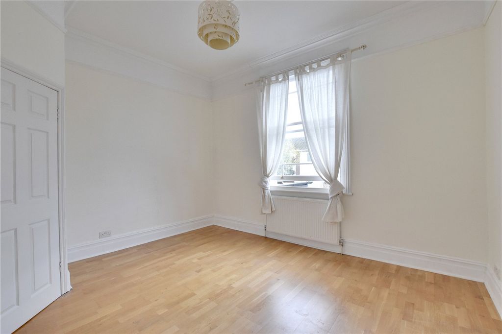 Property photo 2 of 11 Picture No. 08