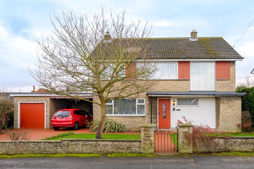 Property photo 1 of 20 External