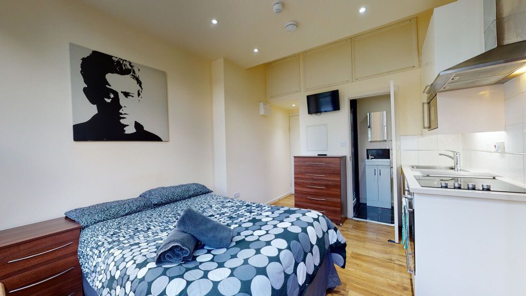Property photo 2 of 7
