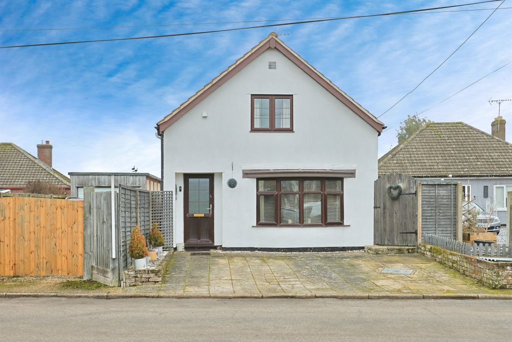 Property photo 1 of 27