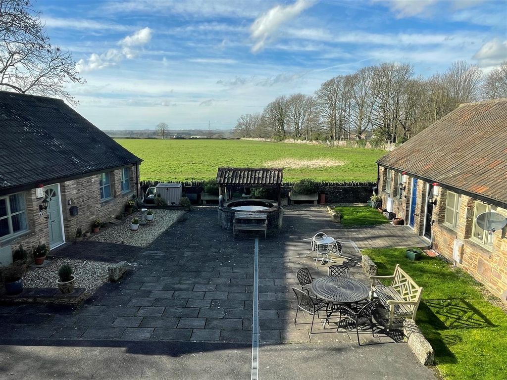 Property photo 2 of 12 10.Jpg