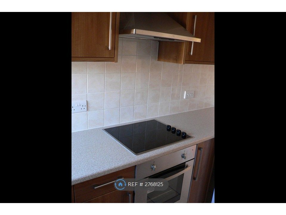 Property photo 2 of 13 Kitchen