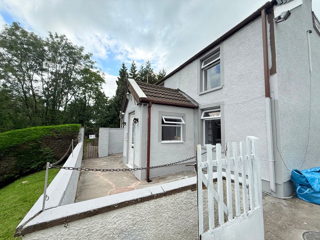 Property photo 2 of 49