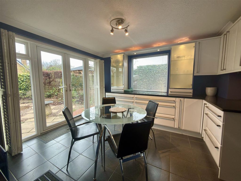 Property photo 2 of 17 Img_9973.Jpeg