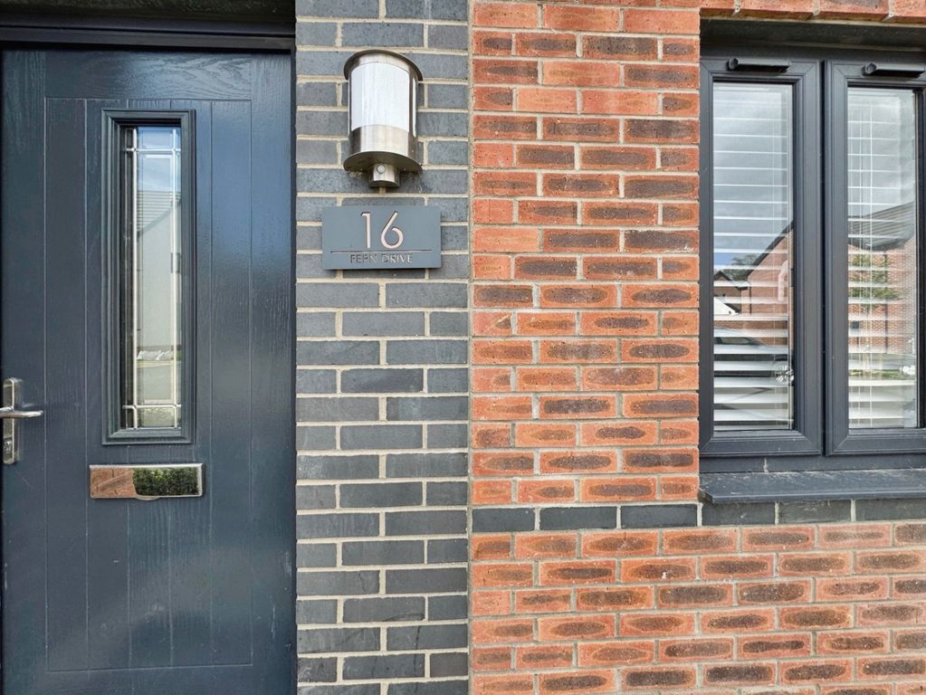 Property photo 2 of 30 5538574