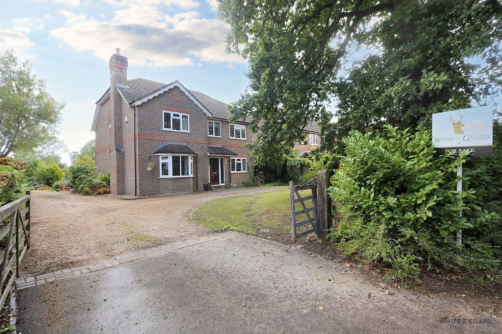Property photo 1 of 16