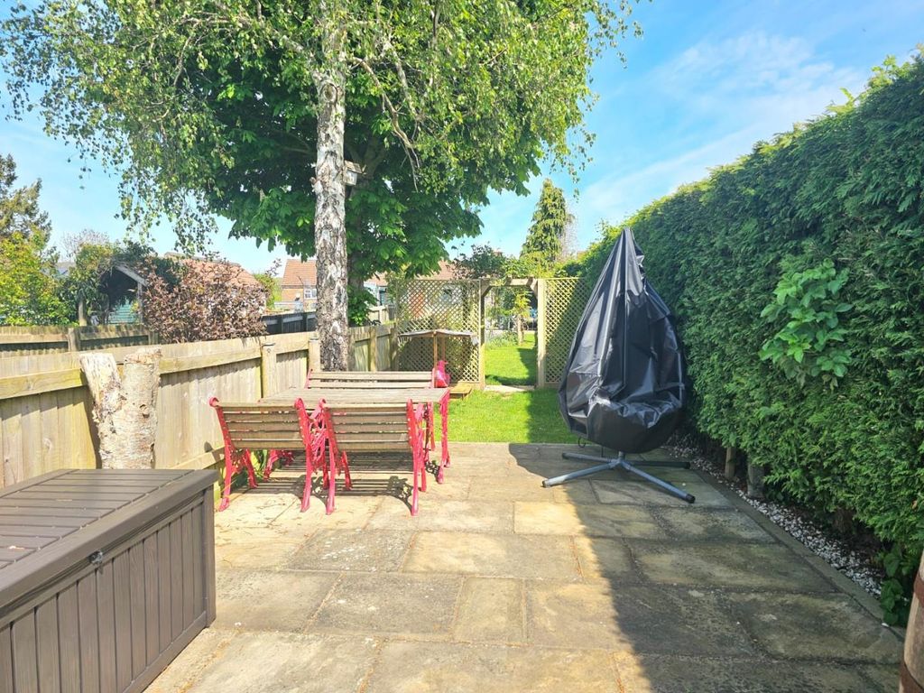 Property photo 2 of 23