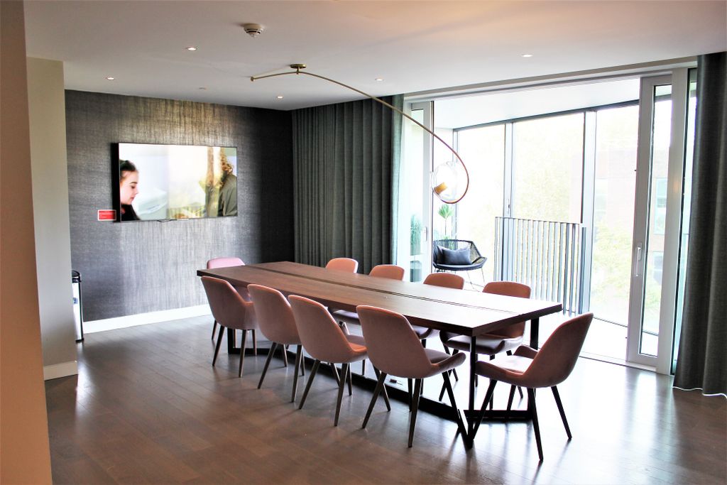 Property photo 3 of 15