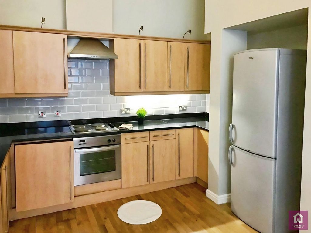 Property photo 3 of 11 Pbox-Img.Jpg