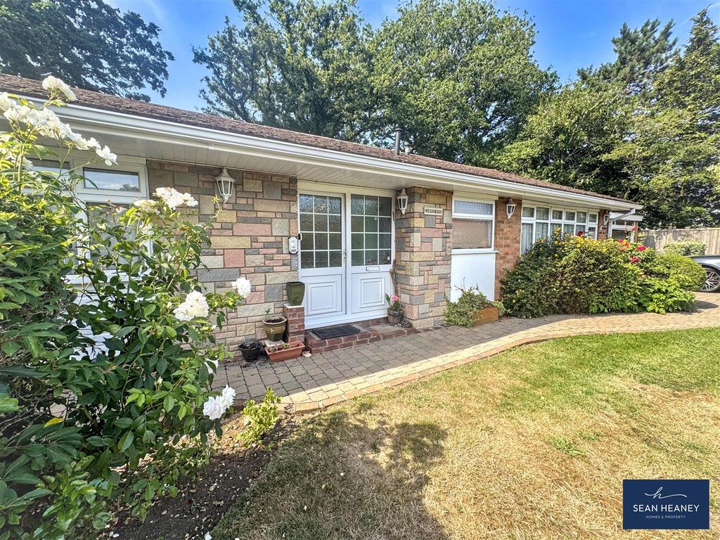 Property photo 1 of 27