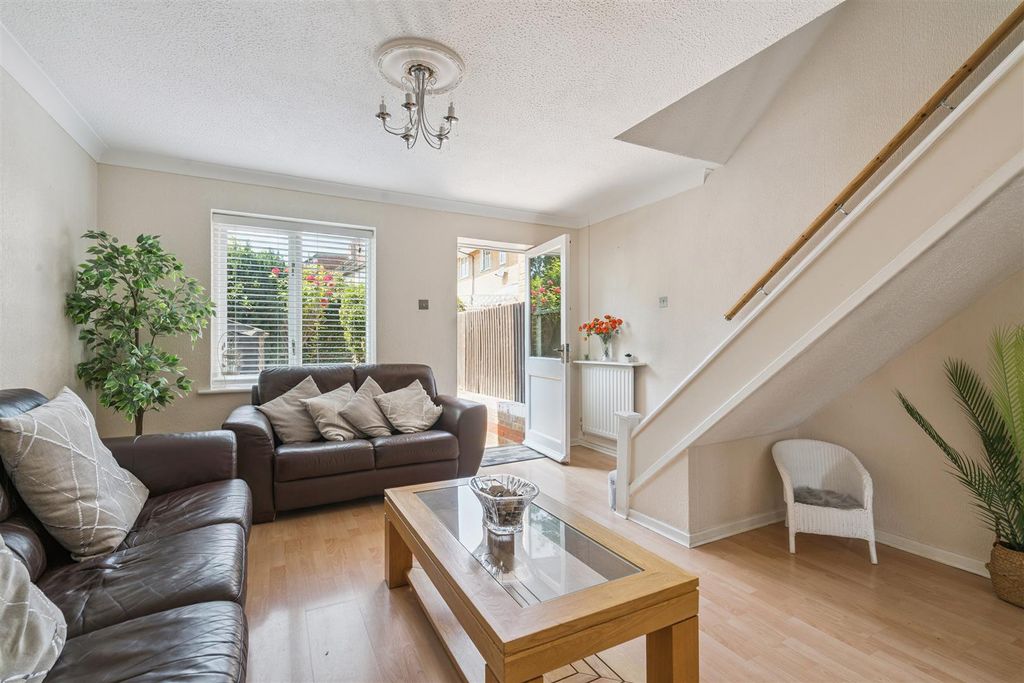 Property photo 3 of 14 147 Sutton Common Road Reception 2.Jpg