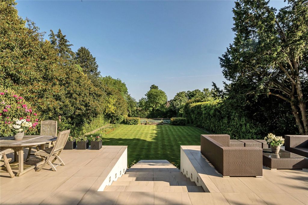 Property photo 2 of 24 Picture No. 09