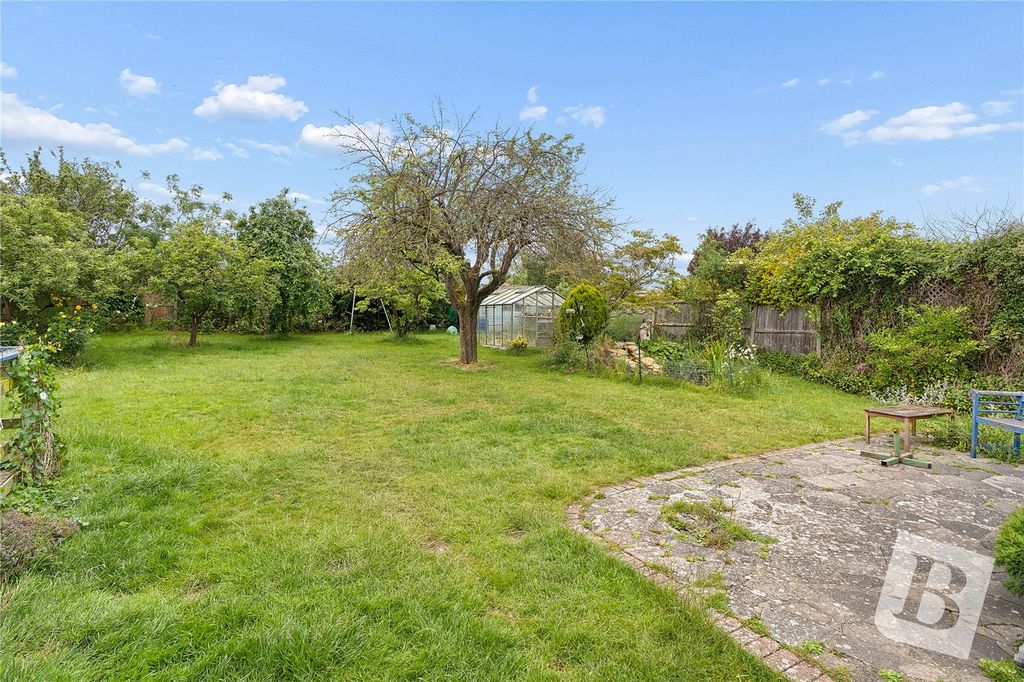 Property photo 3 of 23 Garden