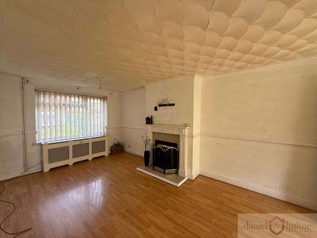 Property photo 3 of 34 312Df264-d96B-48Ff-8706-74367c2d57c4