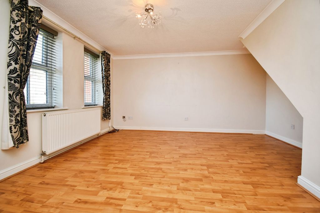 Property photo 2 of 9 Pbox-Img.Jpg