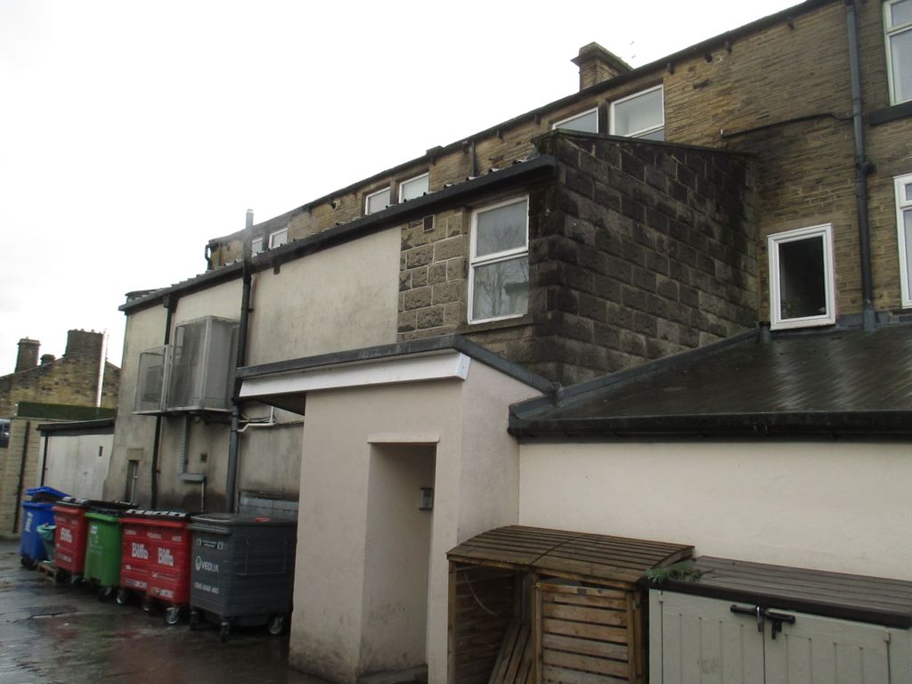 Property photo 2 of 3