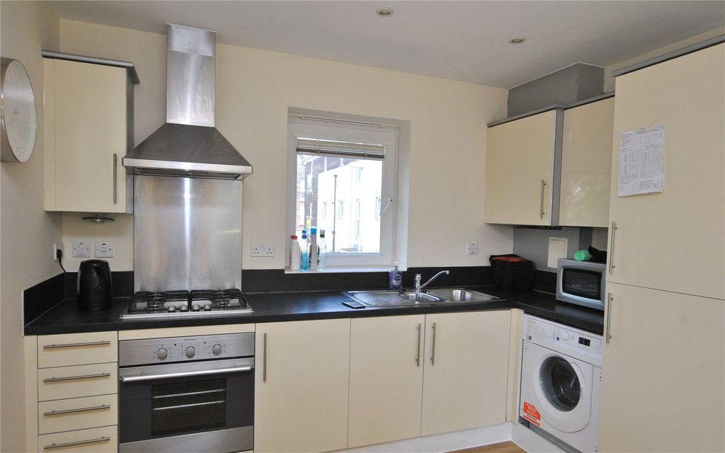 Property photo 3 of 6 Picture No. 10