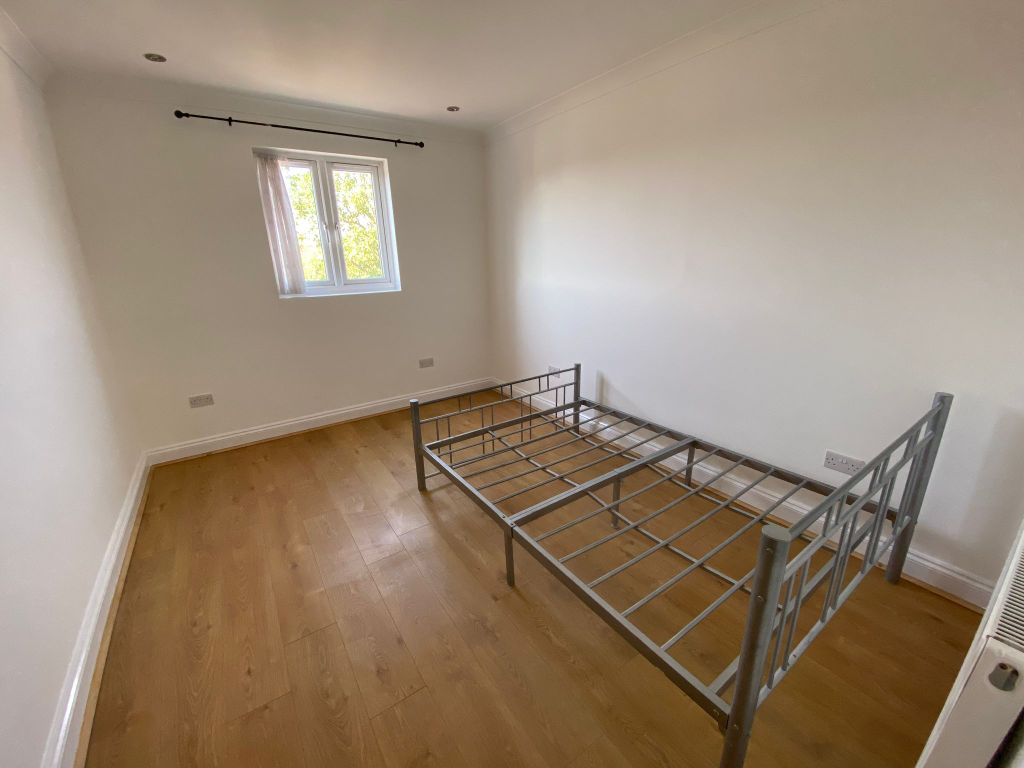 Property photo 2 of 4