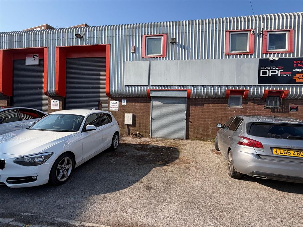 Property photo 1 of 8 30.Jpg