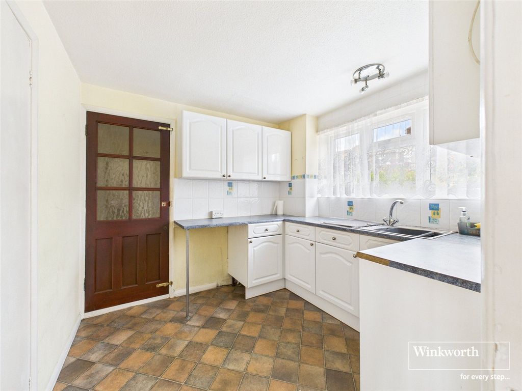 Property photo 2 of 17 Picture No. 02