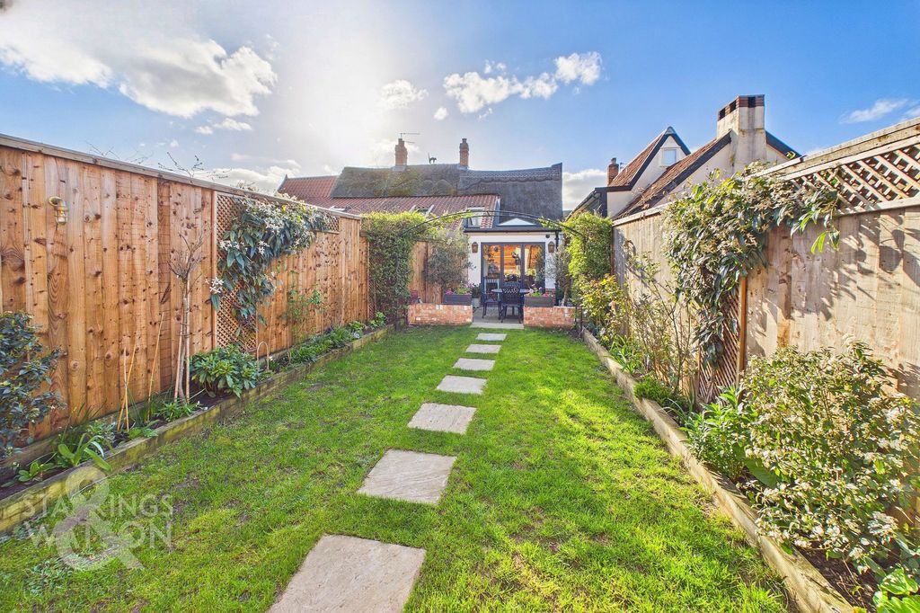 Property photo 3 of 19