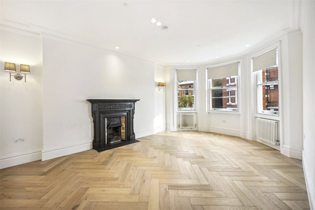 Property photo 3 of 23 Picture No. 06