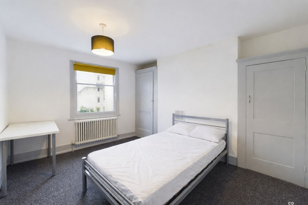 Additional image 4 of 5 bed shared accommodation to rentSt. Georges Road, Brighton BN2