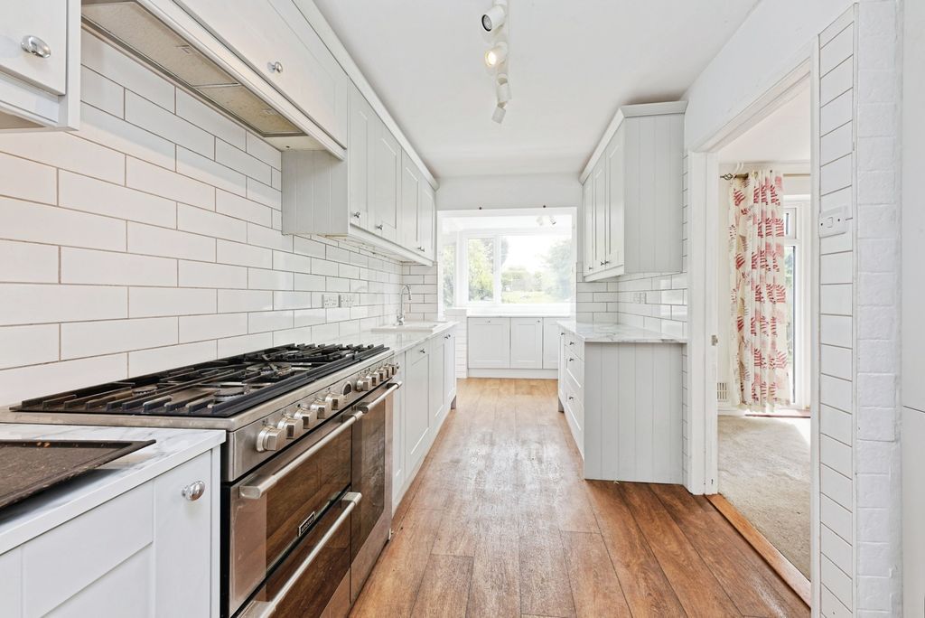 Property photo 3 of 22 Pbox-Img.Jpg