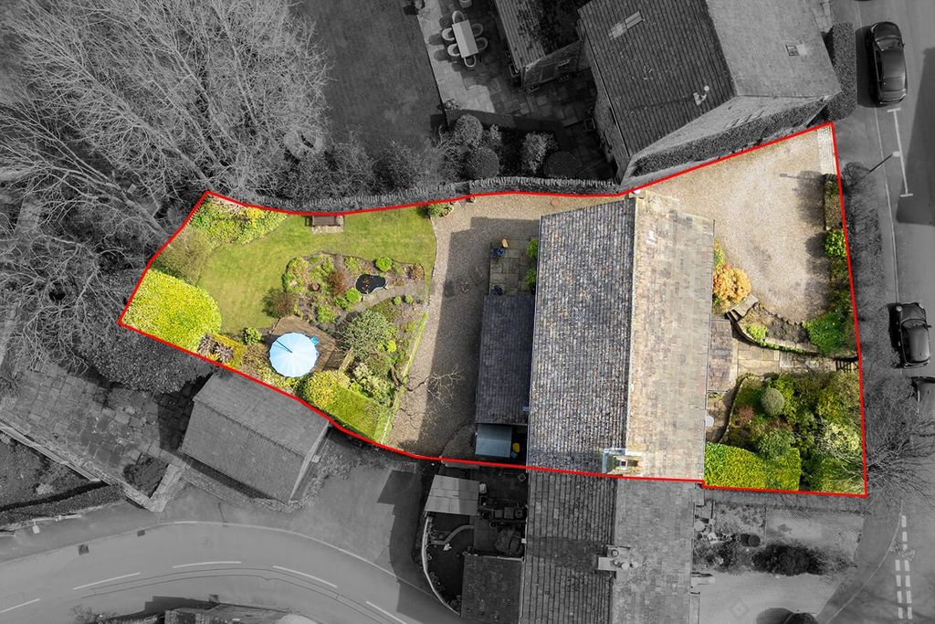 Property photo 2 of 31 4134654