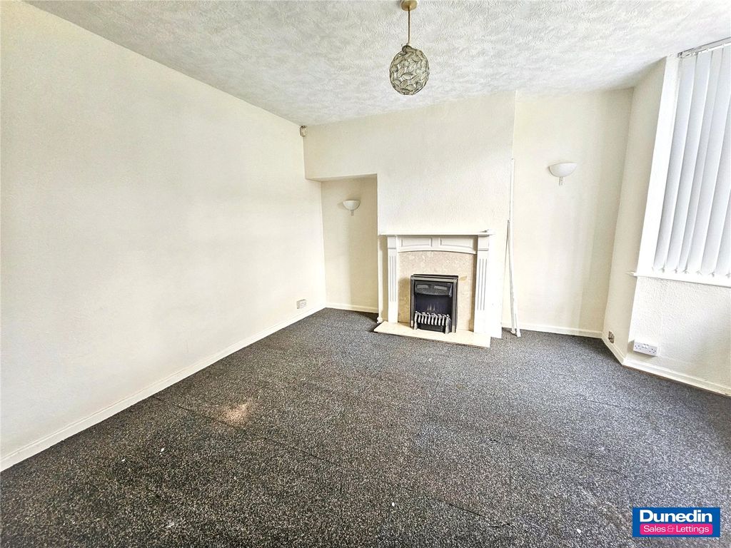 Property photo 3 of 14 Picture No. 16