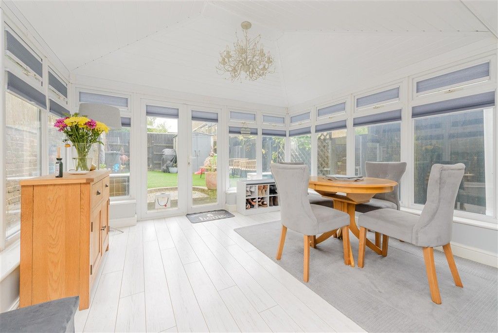 Property photo 1 of 13 Garden Room