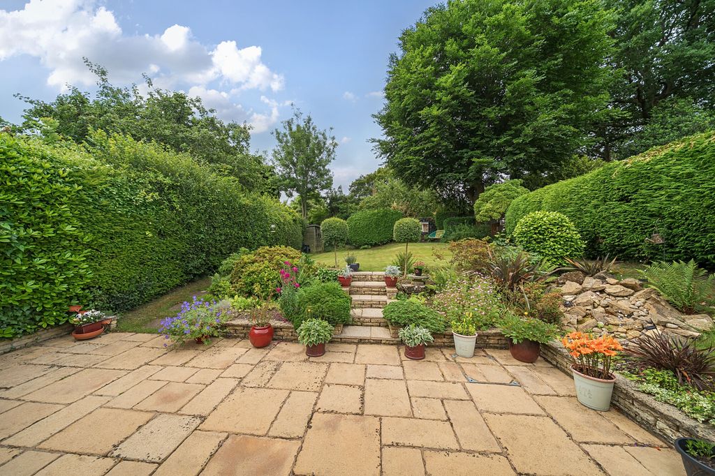 Property photo 3 of 14