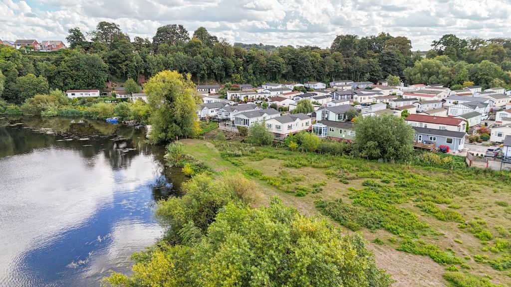 Property photo 3 of 22